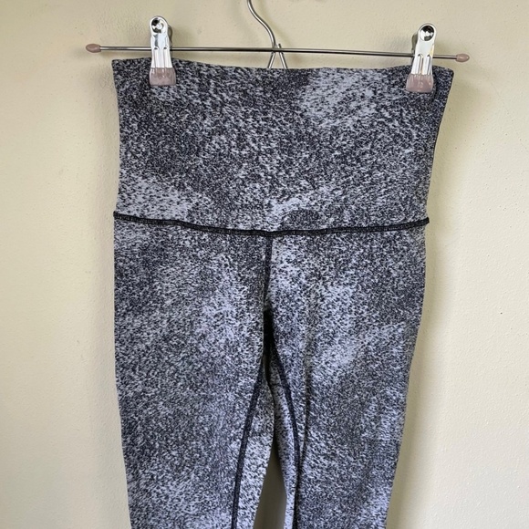 Lululemon Wunder Under Pant (Hi-Rise) Luon Spray Jacquard White Black - Picture 7 of 11
